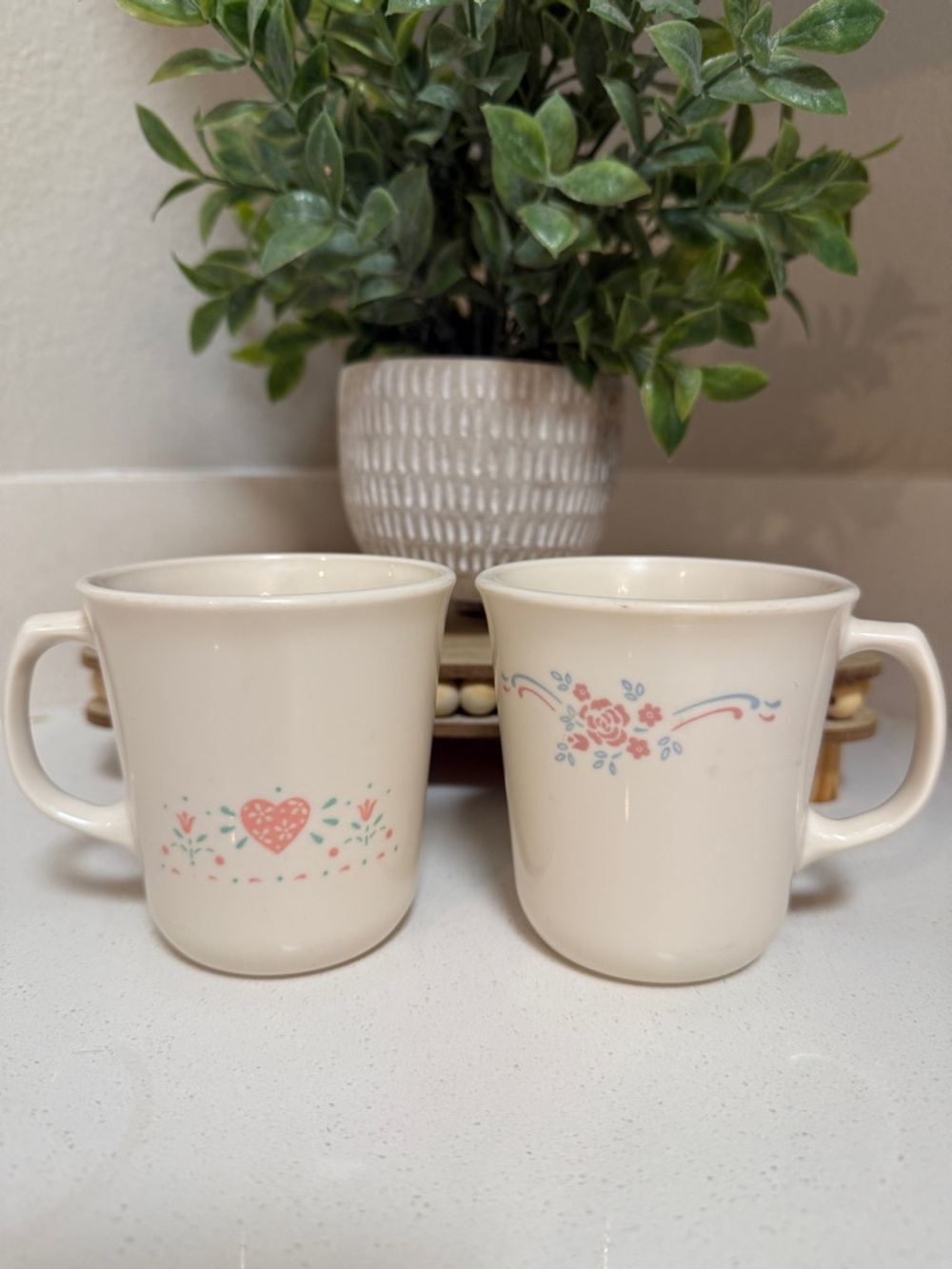 Corning Corelle Forever Yours Floral Heart Coffee Cups Vintage Mugs Set of 2